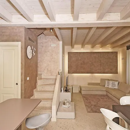 Gardagate - Villa Ludovica Romantica Манерба-дель-Гарда